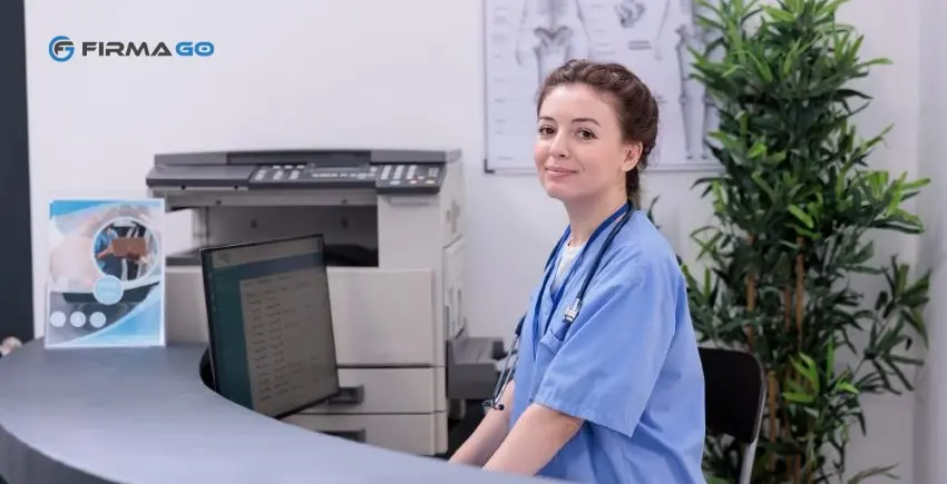 PACJENT WIDZI WIĘCEJ NIŻ MYŚLISZ – 7 GRZECHÓW KOMUNIKACJI W PRZYCHODNI